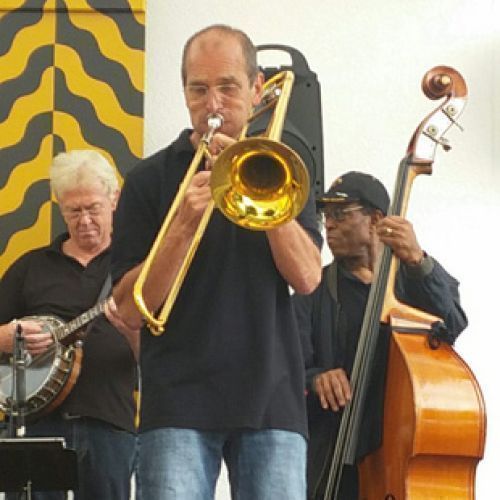 NOLA-JAZZBAND - REAL NEW OREANS JAZZ