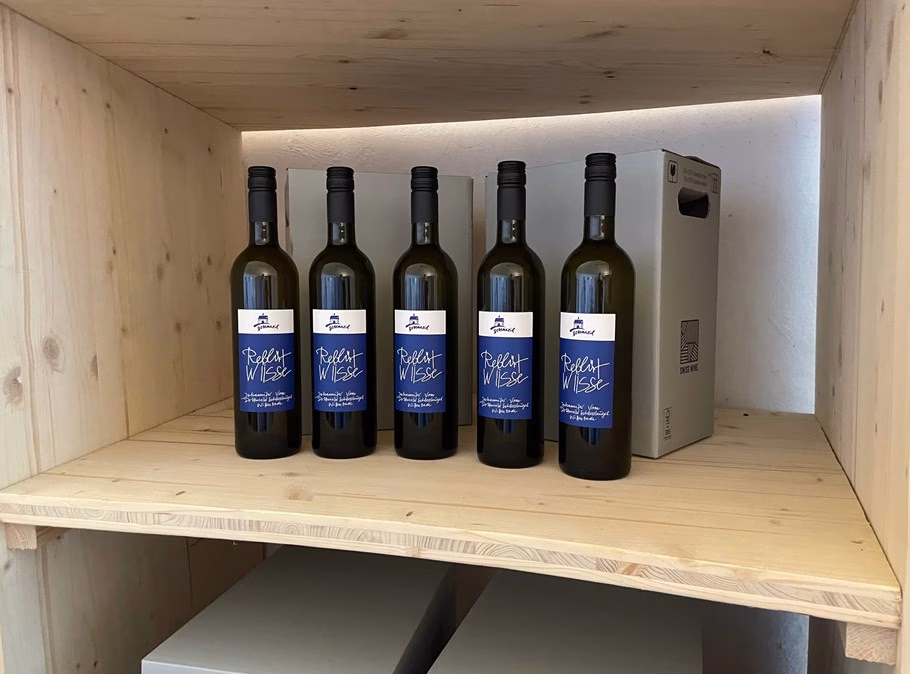 Reblüt Wiisse – aus der Johanniter-Traube gekeltert.